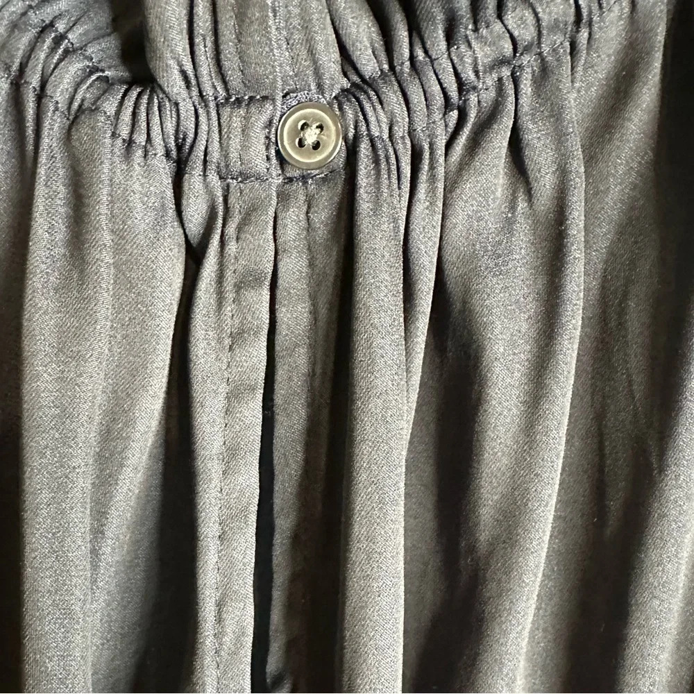 LOFT Women’s Colorblock Halter blouse- Size Small (S) - Picture 4 of 6